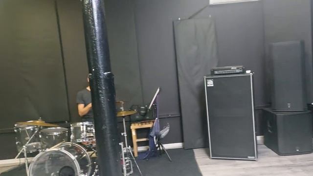 репетиция песни "Дорогая Россия" автор- Анна Куреляк, исполняет Сергей Петрищев смотреть онлайн