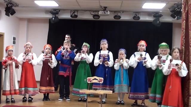 "Ой, при лужку, при лужке". Русская народная песня. Детский хор "Зорюшка" смотреть онлайн