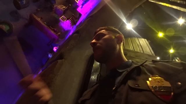 ЭКСТРЕМАЛЬНЫЕ ПРЯТКИ В ПАРКЕ АТТРАКЦИОНОВ! 24 ЧАСА ЧЕЛЛЕНДЖ! смотреть онлайн