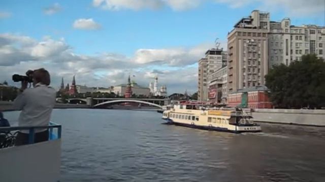 москва. прогулка по реке смотреть онлайн