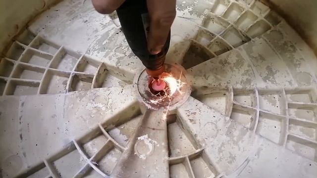 Один день работы мастерской? || Заменили втулку ?|| Сложный ремонт бака? смотреть онлайн
