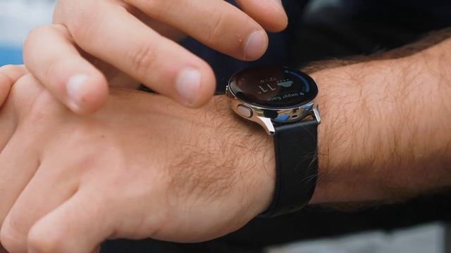 Часики тикают! Смарт-часы Samsung Galaxy Watch Active 2 смотреть онлайн
