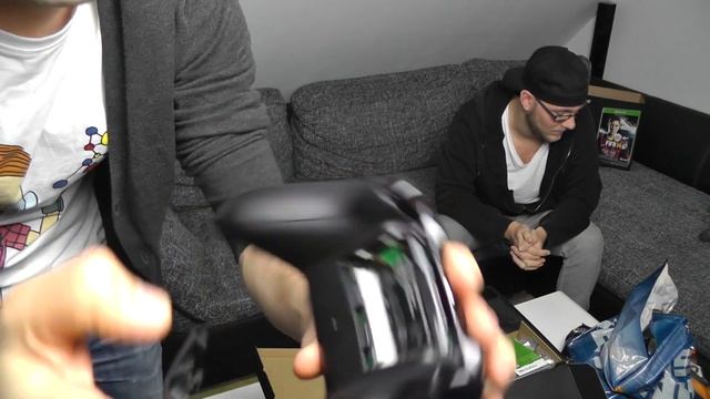 Xbox One Unboxing mal anders mit Stuphi & Underserial смотреть онлайн