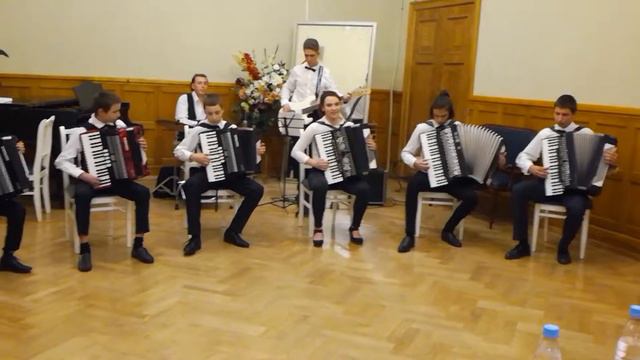 Ч Чаплин "Песенка без всякого смысла" смотреть онлайн