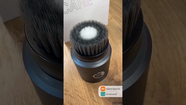 Щетка для чистки лица Xiaomi inFace Sonic Facial Device 2 смотреть онлайн