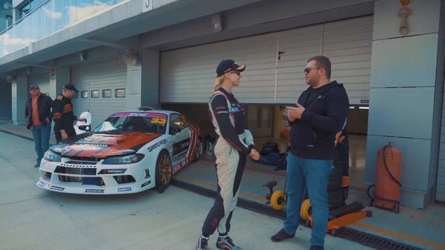 Дрифт в Аэропорту Могилёва. Nissan Silvia S15 в ливрее Ciay. Дружба народов. смотреть онлайн