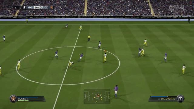 FIFA 15 - World XI vs Classic XI смотреть онлайн