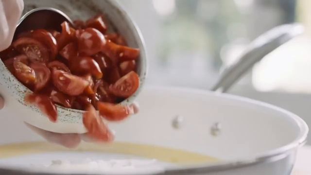 Баветте с лососем, луком и спаржей смотреть онлайн