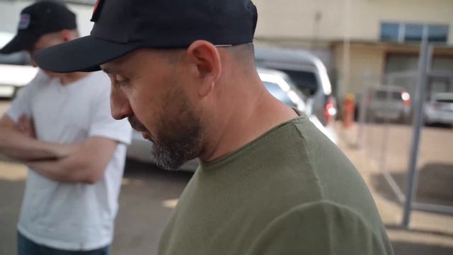 ВПАРИЛИ Машину без ПТС?! КРУТО ОБСТАВИЛ БАТЮ. смотреть онлайн