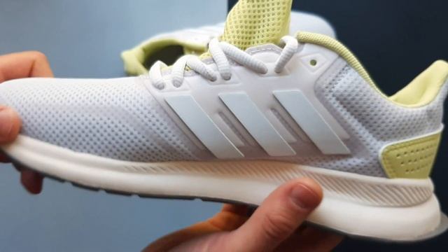 Распаковка и обзор adidas RUNFALCON смотреть онлайн
