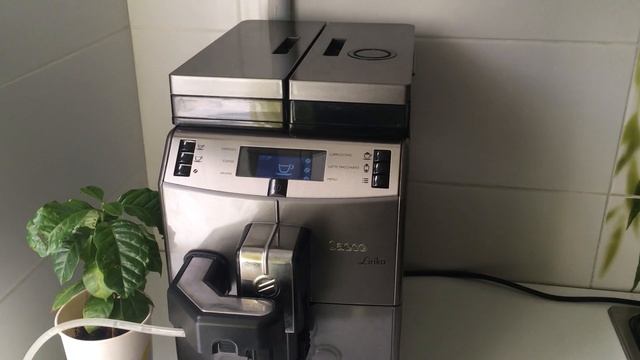 Подскажи какую Кофемашину брать под дизайн кухни! смотреть онлайн