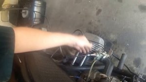 Решение задачки 1: плохая работа двигателя, правый цилиндр чихает в трубу Днепр 11, МТ, Урал.