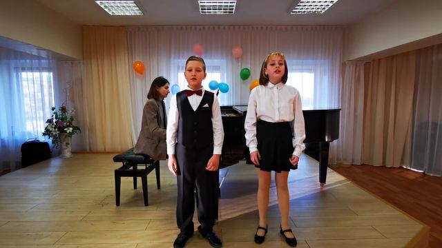 Людвиг ван Бетховен "Цветок Чудес" в исполнении Бусловича Ярослава и Секретарёвой Алины. смотреть онлайн