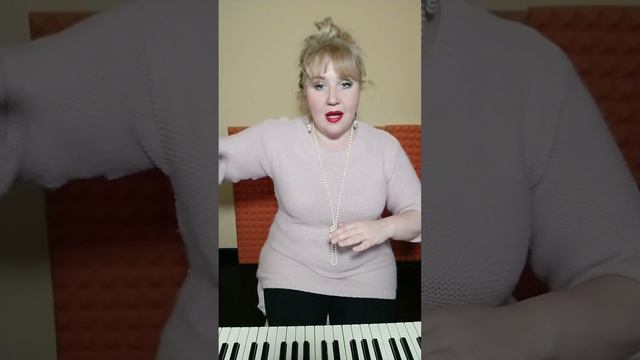 Как сделать вибрато (интонационное) смотреть онлайн
