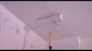 Покраска потолка и плинтусов водоэмульсионной краской