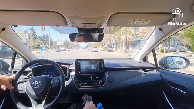 POV Toyota Corolla City Driving