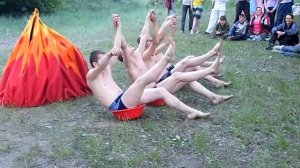 Туристический слет (танец с тазиками)