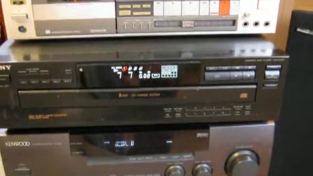 Sony CDP-C345 5 disc CD Player and KENWOOD Apm. смотреть онлайн