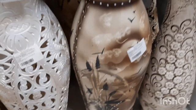 ТРЦ Эпицентр  Киев. Новинки современные вазы и декор.