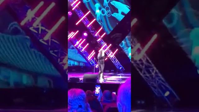 Звуковая дорожка 2017 Лолита смотреть онлайн