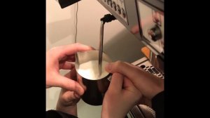 Как на кофемашине взбить пену для капучино