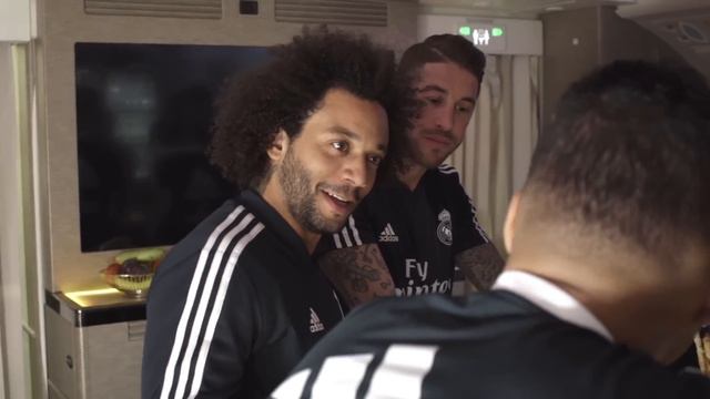 MARCELO, BALE, RAMOS and their teammates | FUNNY MOMENTS Emirates A380! смотреть онлайн