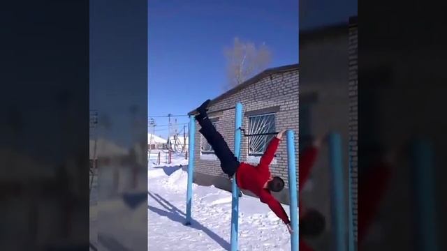Турники и брусья уличные тренировки смотреть онлайн