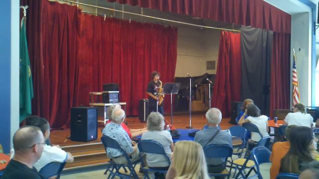 Joey on alto sax playing Pink Panther смотреть онлайн