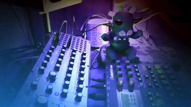 Techno live jam #8 Digitakt + Baby Bot смотреть онлайн