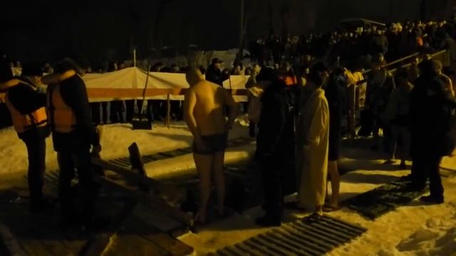 Крещенские купания в Йошкар-Оле смотреть онлайн