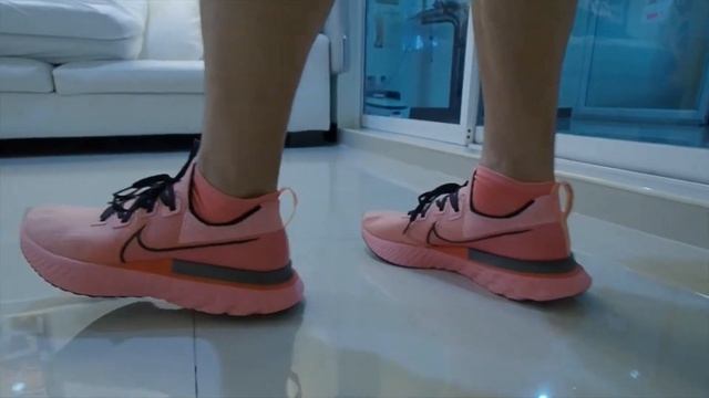 พ่ออู๋สายกด ep26 NIKE React Infinity RUN FK смотреть онлайн
