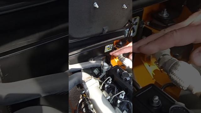 Вилочный погрузчик UN Forklift от компании ВилМа Волгоград смотреть онлайн