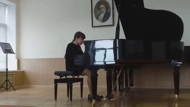 Тоцкая Полина 12 лет Мусоргский- Рахманинов Гопак смотреть онлайн