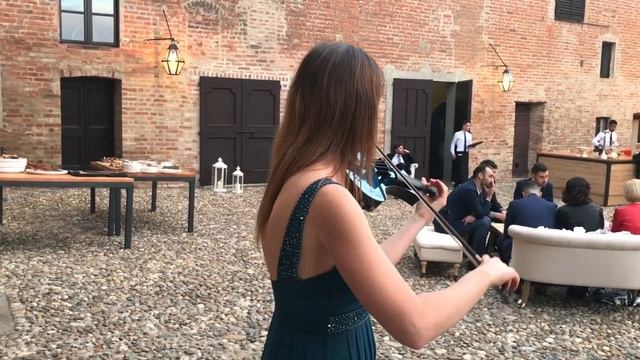 Violino elettrico per eventi - Electric violin for events in Italy смотреть онлайн