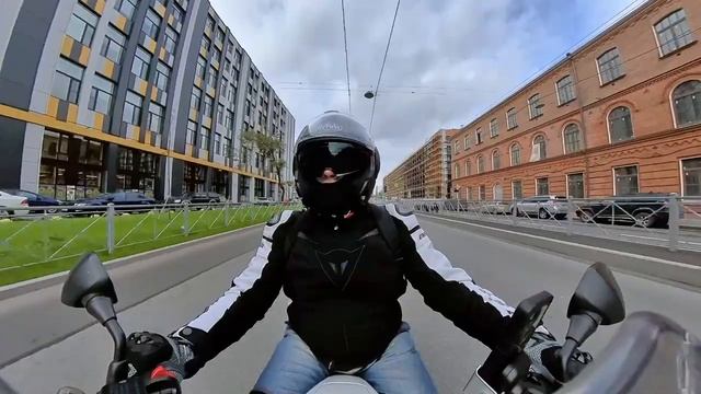 Honda CTX700N smooth take off. смотреть онлайн