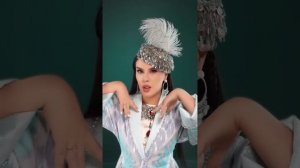 Olti xolpa
Hulkar Abdullayeva