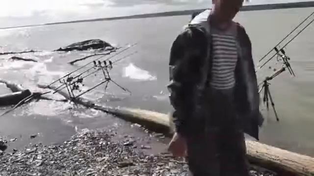 Супер Карповая ловля, ловля на реке, где порыбачить смотреть онлайн