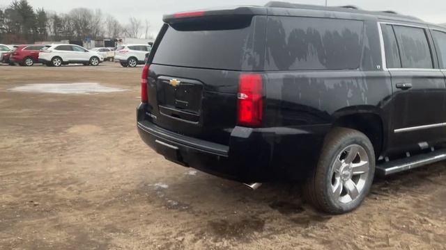 61824 2017 Chevrolet Suburban LT 4WD смотреть онлайн