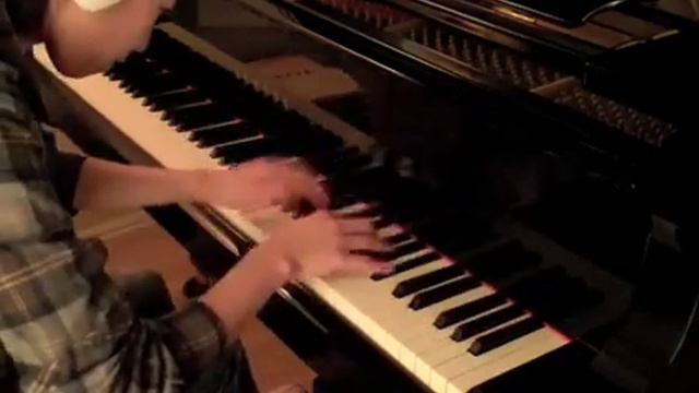 Emi Gilbert plays Ravel "Jeux D'eau" смотреть онлайн