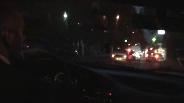 Перекресток и пешеходный переход. смотреть онлайн