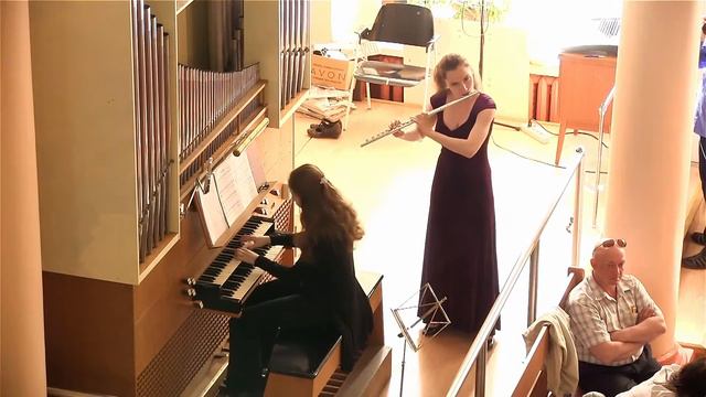 Ave Maria - Schubert. Flute and organ смотреть онлайн