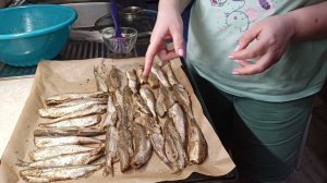 Захотел мужик мойвы