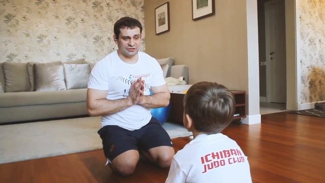 Тренировки для детей дома с Кириллом Денисовым. Упражнения на развитие внимания смотреть онлайн