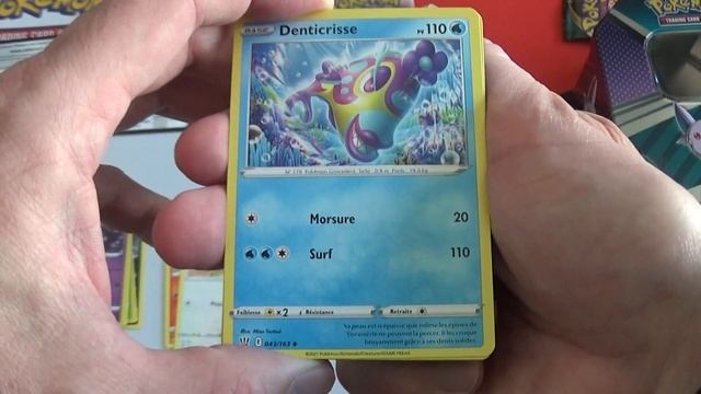 Ouverture d'une Pokebox Pokemon Mentali V смотреть онлайн