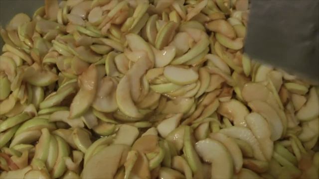 Яблочное варенье из антоновки! Apple jam from Antonovka! смотреть онлайн