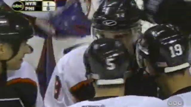 February 14, 2004 Flyers crush Rangers 6-2 смотреть онлайн
