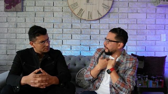 La relación de los perfumes y la música, Jusbox, Parte 1 смотреть онлайн