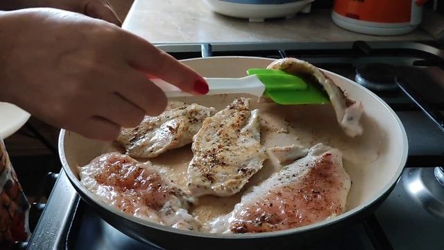Сочная куриная грудка на сковороде за 4 минуты! смотреть онлайн