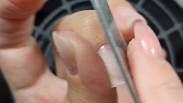 снимаю гелевые (пластиковые) типсы, коррекция нарощенных ногтей смотреть онлайн