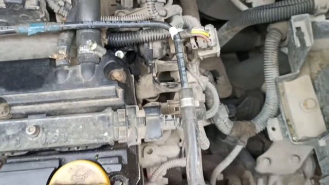 Corsa D 1,4 гремит